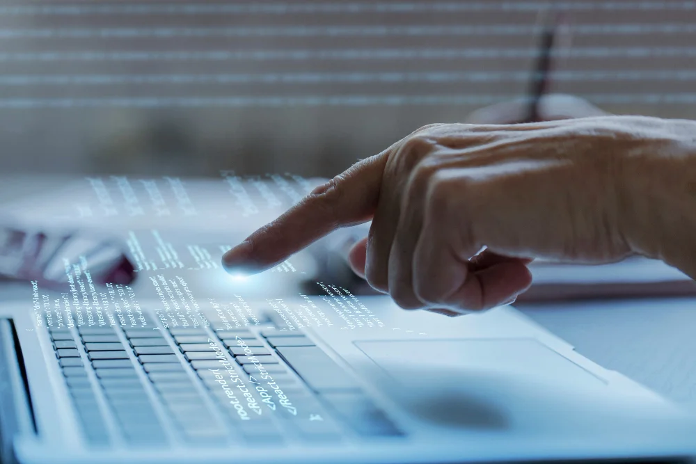 Política-Nacional-de-Cibersegurança-na-viagem-corporativa