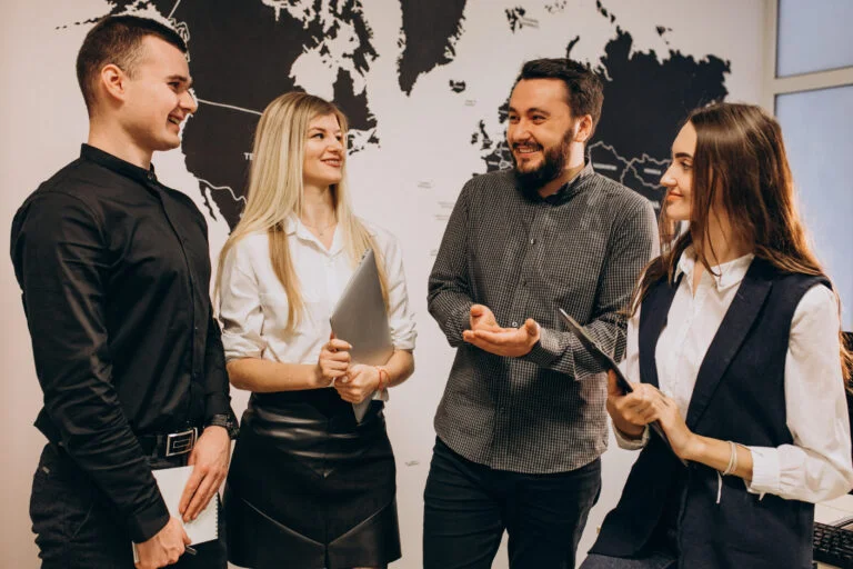 Eventos de turismo são essenciais para networking.