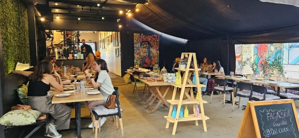 O JACKET Cafés Especiais é um dos melhores cafés para trabalhar em Brasília.
